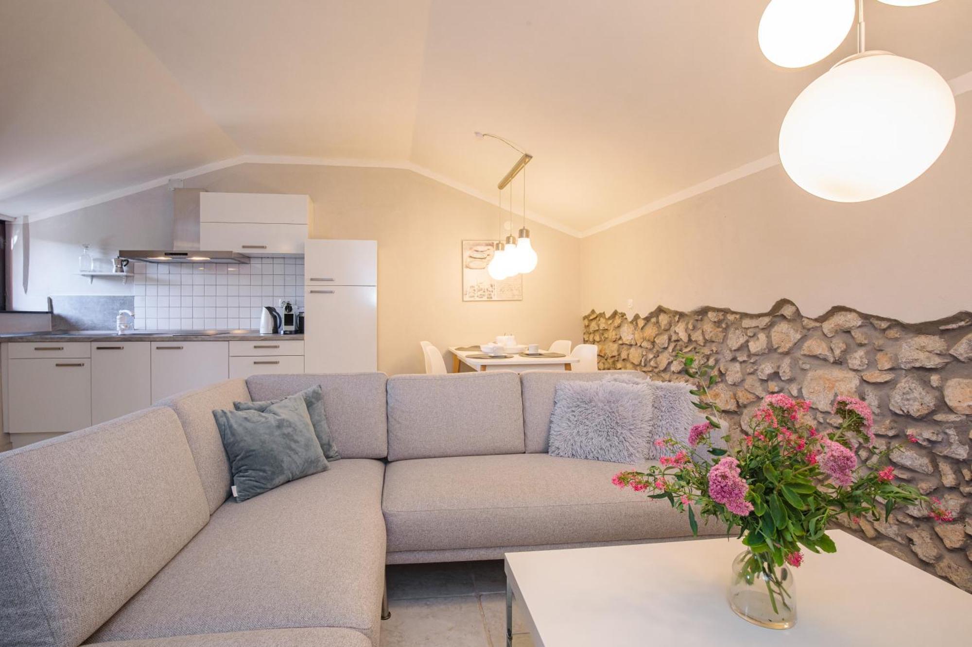 Apartments Lina Vrh  외부 사진